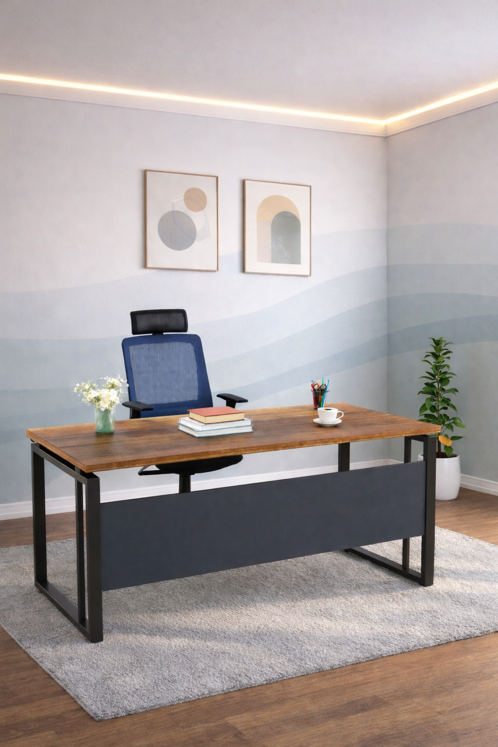 Velocity – Executive Desk